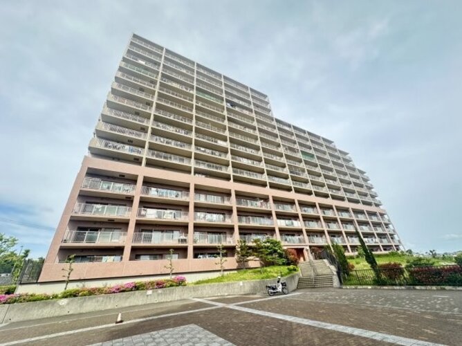 【外観】プランヴェール横須賀汐入1号棟 【外観】プランヴェール横須賀汐入1号棟
