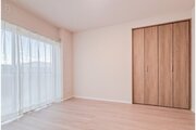 内装はシンプルに落ち着きのある空間にしています。ゆったりとしたひとときを過ごせそうです♪ 内装はシンプルに落ち着きのある空間にしています。ゆったりとしたひとときを過ごせそうです♪