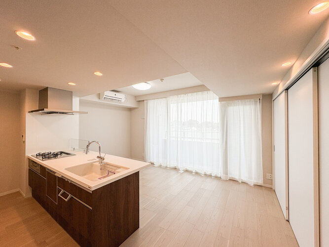 一人ひとりの理想の住まい。実現して頂くためにシンプルなデザインの空間に仕上げました。 一人ひとりの理想の住まい。実現して頂くためにシンプルなデザインの空間に仕上げました。