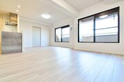 ゆったりくつろげる上質なリビングダイニングは、あなたの暮らしにより価値のある時間を演出してくれます。