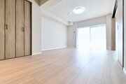 ゆったりくつろげる上質なリビングダイニングは、あなたの暮らしにより価値のある時間を演出してくれます。