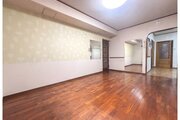 奥行のある広々リビングです♪CG加工により家具を消しています。 奥行のある広々リビングです♪CG加工により家具を消しています。