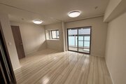 エレベーター・オートロック事務所使用不可ペット飼育相談（要承認・飼育細則有）