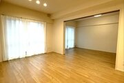 寛ぎとコミュニケーションを育む居心地のよい場所。家族との時間、自分の時間共に大切にできる空間です。 寛ぎとコミュニケーションを育む居心地のよい場所。家族との時間、自分の時間共に大切にできる空間です。