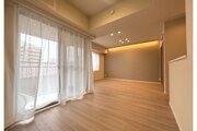 内装はシンプルに落ち着きのある空間にしています。ゆったりとしたひとときを過ごせそうです♪内装はシンプルに落ち着きのある空間にしています。ゆったりとしたひとときを過ごせそうです♪
