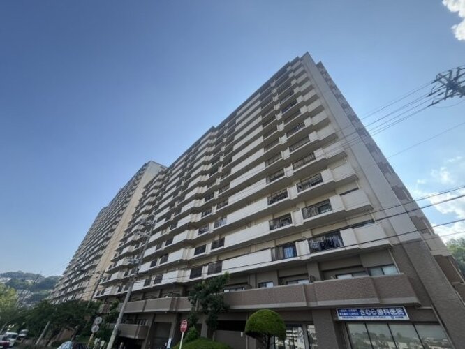 【外観】セルヴィオ3番館 【外観】セルヴィオ3番館