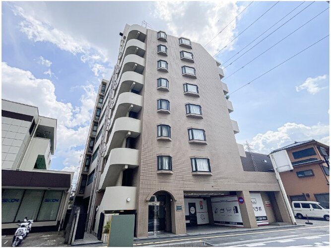 草加駅まで徒歩10分！