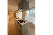 スムーズに作業でき、お手入れのことも考えられている、そんなキッチンスペースに仕上げました。