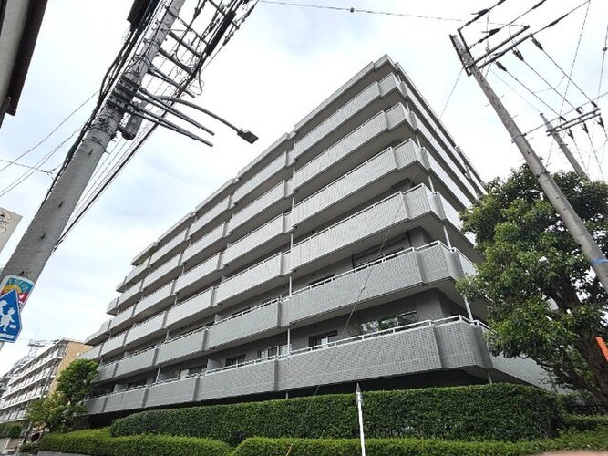 優しく迎えてくれる豊かな自然。四季の移り変わりを感じる心地よい場所となりそうです。