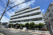 つくばエクスプレス線 「六町」駅まで徒歩18分。東武スカイツリーライン「竹の塚」駅までバス14分「第四都営住宅」バス停まで徒歩3分 つくばエクスプレス線 「六町」駅まで徒歩18分。東武スカイツリーライン「竹の塚」駅までバス14分「第四都営住宅」バス停まで徒歩3分