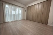 内装はシンプルに落ち着きのある空間にしています。ゆったりとしたひとときを過ごせそうです♪ 内装はシンプルに落ち着きのある空間にしています。ゆったりとしたひとときを過ごせそうです♪