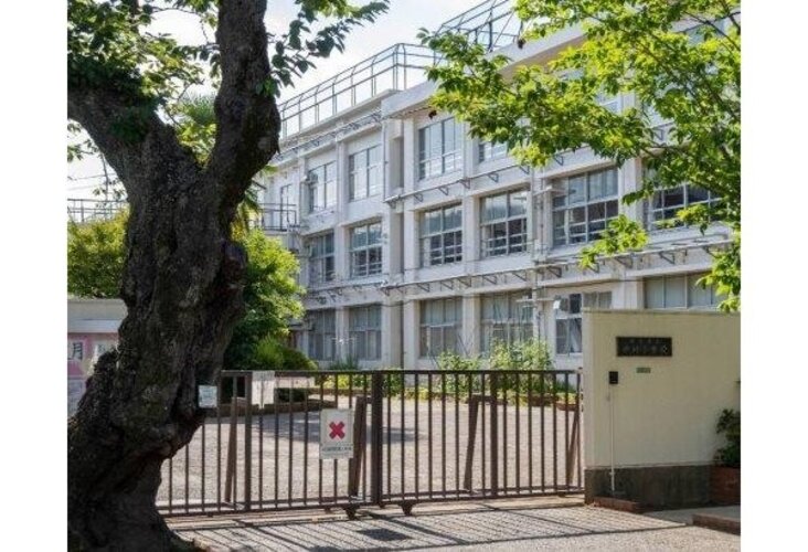 小学校 小学校