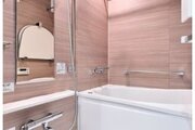 お風呂に求める心地良い癒しの時間のために、機能性とデザイン性に重点を置き、寛ぎの空間を演出しました。