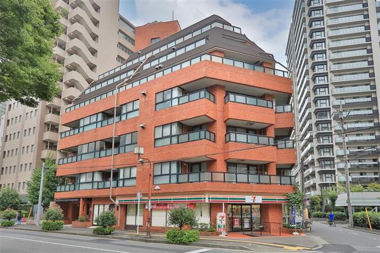 JR川口駅より徒歩3分 JR川口駅より徒歩3分