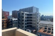 バルコニーからの眺望は青空が大きく広がっていて開放感たっぷり！