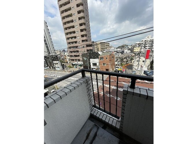 気持ちの良い抜けた眺望もこのお部屋の魅力の一つです！