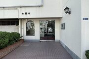 エントランス エントランス