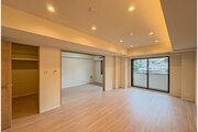 内装はシンプルに落ち着きのある空間にしています。ゆったりとしたひとときを過ごせそうです♪ 内装はシンプルに落ち着きのある空間にしています。ゆったりとしたひとときを過ごせそうです♪