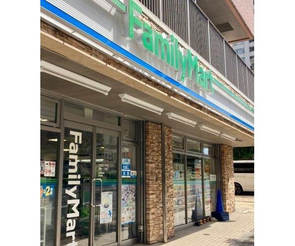 コンビニ コンビニ