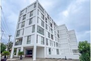 どこか余裕を感じさせるシャープなフォルムで佇む外観は、晴天の空と合わせる事で堂々たる趣を見せます。