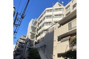 優しく迎えてくれる豊かな自然。四季の移り変わりを感じる心地よい場所となりそうです。