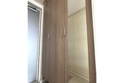 姿見が付いた大容量のシューズボックスです！お出かけ前に足元までの全身コーディネートをしっかりチェックできます♪