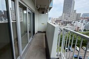 幅約6.0m以上ある広々バルコニーです。 幅約6.0m以上ある広々バルコニーです。