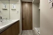 快適に過ごせることはもちろん、気品や優雅さを兼ね備えたパウダールームです。