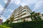 優しく迎えてくれる豊かな自然。四季の移り変わりを感じる心地よい場所となりそうです。 優しく迎えてくれる豊かな自然。四季の移り変わりを感じる心地よい場所となりそうです。