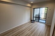 【洋室】ルネ草加松原 