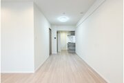 内装はシンプルに落ち着きのある空間にしています。ゆったりとしたひとときを過ごせそうです♪
