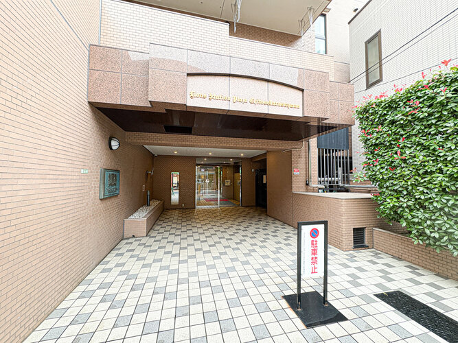 最寄り駅徒歩2分の駅近×総戸数98戸の大規模マンション 最寄り駅徒歩2分の駅近×総戸数98戸の大規模マンション