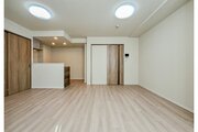 ほっと一息つけるような、安心できる空間です♪シンプルな内装は、ニーズが変わってもご活用頂けそうです。 ほっと一息つけるような、安心できる空間です♪シンプルな内装は、ニーズが変わってもご活用頂けそうです。
