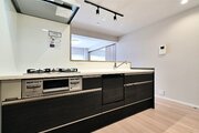 スムーズに作業でき、お手入れのことも考えられている、そんなキッチンスペースに仕上げました。
