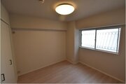 リビング以外の居室 リビング以外の居室