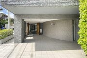 エントランス エントランス