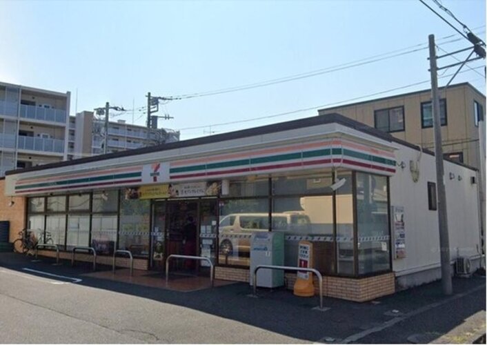 コンビニ コンビニ