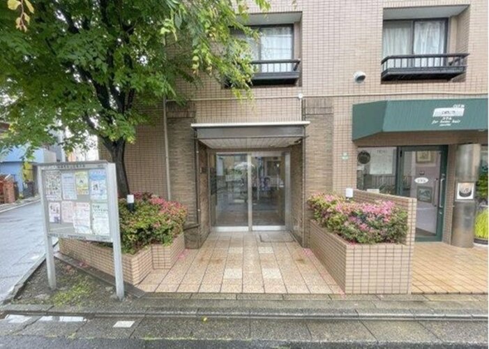 エントランス エントランス