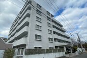 時の流れに色あせることのない瀟洒な外観。朝晩、1年365日、様々な表情を見せます。