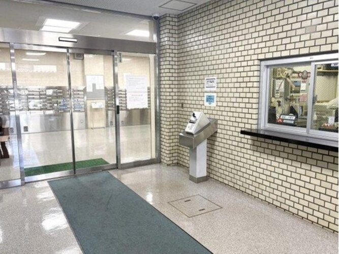 エントランス エントランス