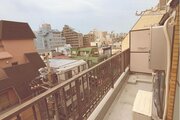 バルコニー バルコニー