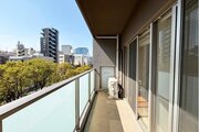 バルコニー バルコニー