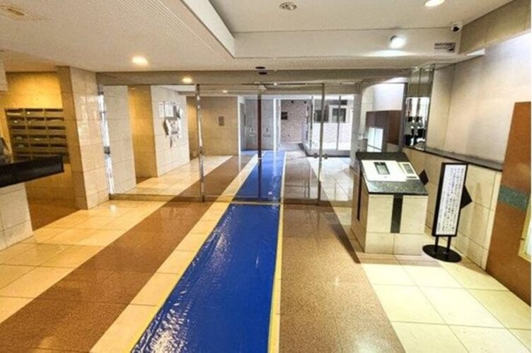 エントランス エントランス