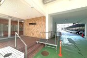 エントランス エントランス
