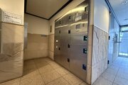 あると便利な宅配ボックス。ご不在時にも荷物を受け取る事ができて、再配達の手間が省けます。