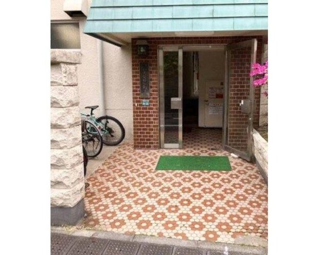 エントランス エントランス