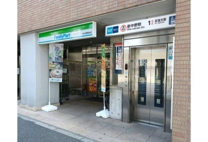 コンビニ コンビニ