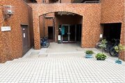 エントランス エントランス