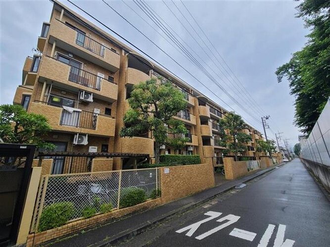 小田急小田原線「相模大野」駅より徒歩14分 小田急小田原線「相模大野」駅より徒歩14分