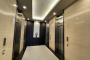 複数基のエレベーターが設置されたホテルライクなホールです！通勤通学や登園で慌ただしい朝の時間帯も待ち時間が短縮され、スムーズに外出できます♪ベビーカーでの移動や重い荷物の持ち運びも快適になりますね！